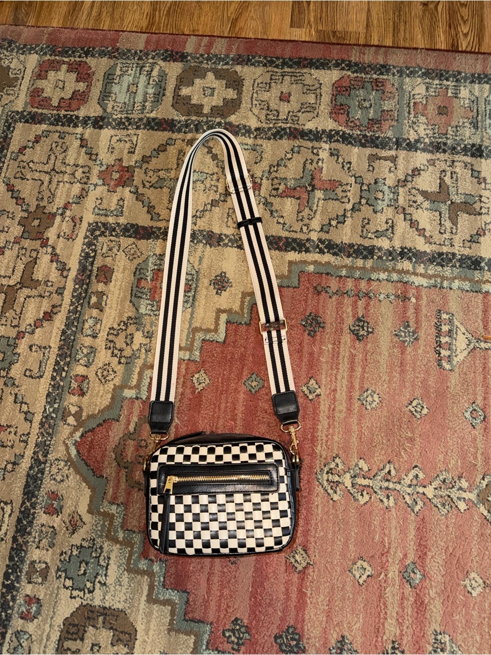 Target crossbody